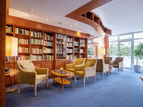 St&ouml;bern Sie in unserer Bibliothek