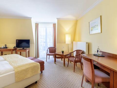 Helle und gem&uuml;tliche Zimmer