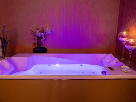 Private SPA mit Partner-Whirlwanne